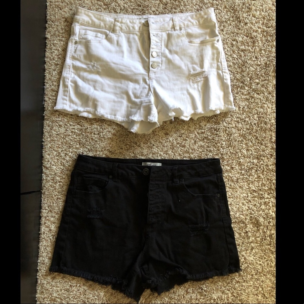 2 pairs of refuge shorts